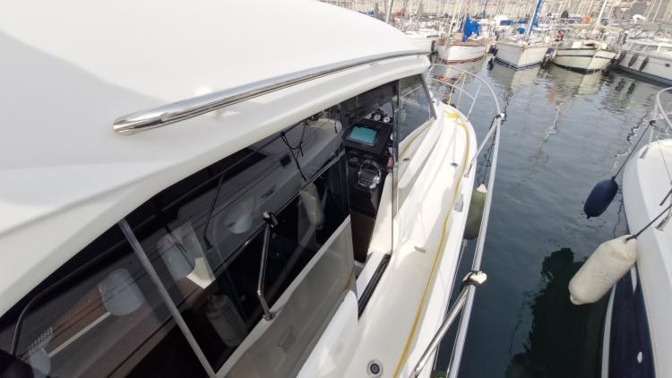 jeanneau-nc-33-my-bateau-marseille-77-68e92c5908b95563494245.jpg