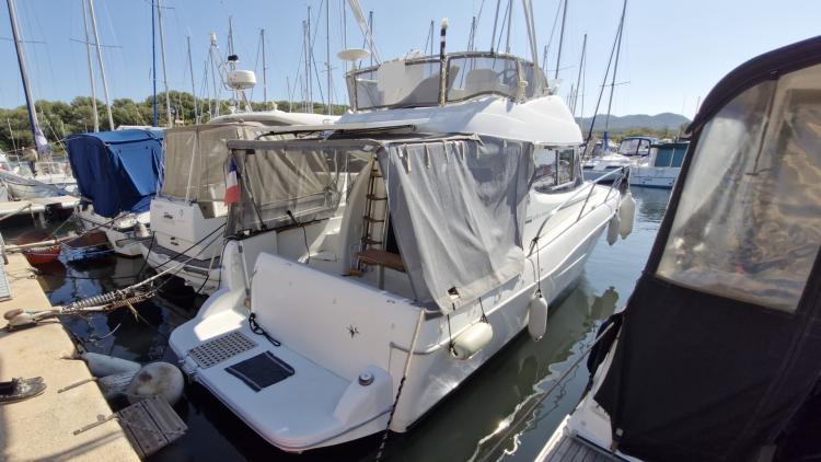 jeanneau-merry-fisher-925-my-bateau-bandol-110-68c5ba97c5b49314526336.jpg