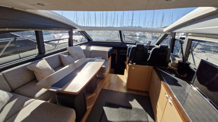 princess-v57-my-bateau-bandol-89-688b74211a816038972867.jpg