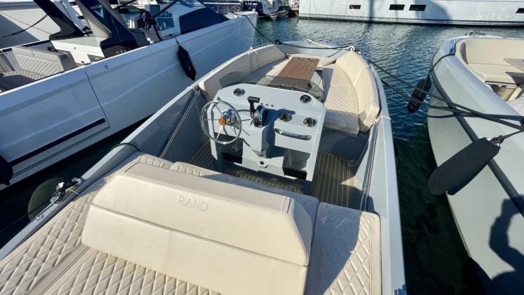 rand-breeze-20-my-bateau-3-67f7dc6a943b8508559563.jpg