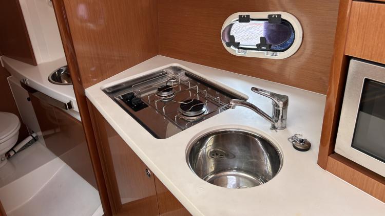 prestige-30-s-mybateau-33-68693a96506f9953689933.jpg