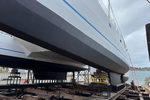 Etoile Marine Maxi Cat 24 catamaran, 2004 model, on dry dock for maintenance.