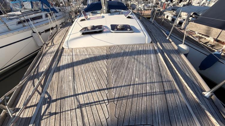 dufour-455-grand-large-my-bateau-port-camargue-5-69159c582b726176618291.jpg