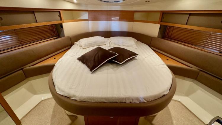 fairline-targa-38-mybateau-4-6830a06262c4d920732603.jpg