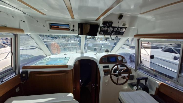 jeanneau-merry-fisher-925-my-bateau-bandol-30-68c5ba4f6aa49827261757.jpg