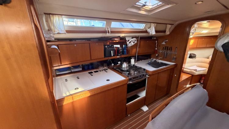 dufour-455-grand-large-my-bateau-port-camargue-15-69159c04ba6ed488274273.jpg