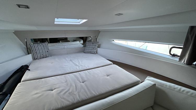 leader-36-my-bateau-6-67f4fc1728cde659273750.jpg