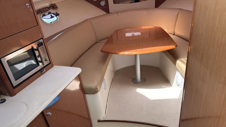 prestige-30-s-mybateau-15-68693a964b9fd319260849.jpg
