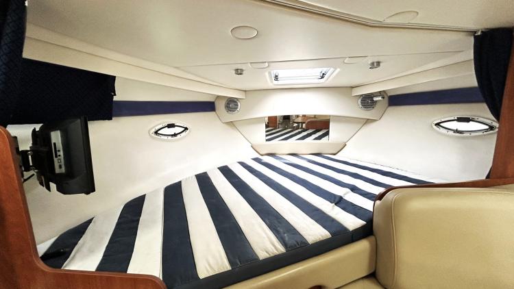 bayliner-300sb-my-bateau-12-68248ca80eb6a921809198.jpg
