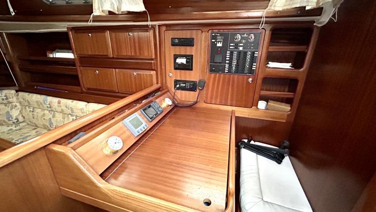 my-bateau-bavaria-42-8-6824a1b89b094740260397.jpg