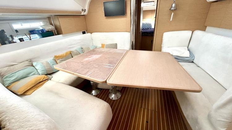 elan-impression-45-my-bateau-17-68f111ed29ad5382247782.jpg