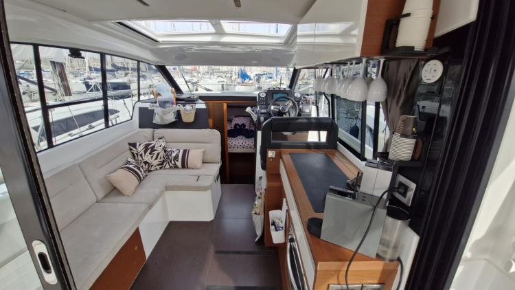 jeanneau-nc-33-my-bateau-marseille-27-68e92d2c4794e395461843.jpg