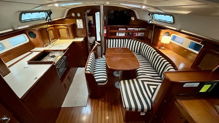 beneteau-oceanis-411-clipper-27-68b6eff9581c6681874828.jpg