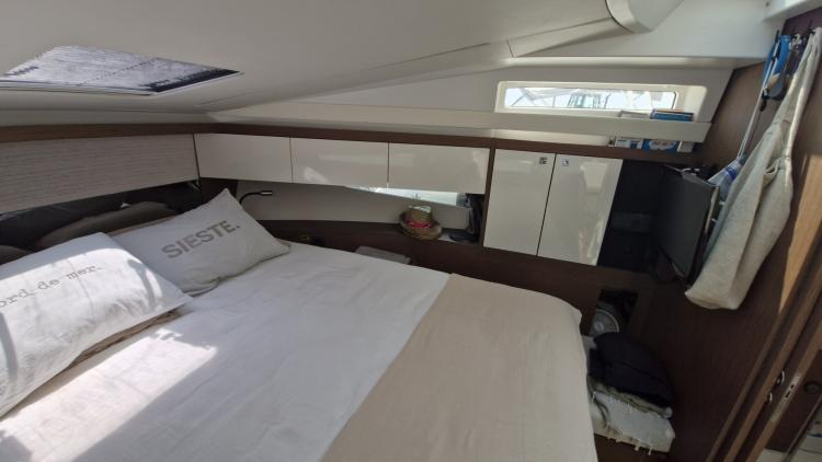 jeanneau-leader-33-my-bateau-bandol-6-687fb4ddd0edd996028944.jpg