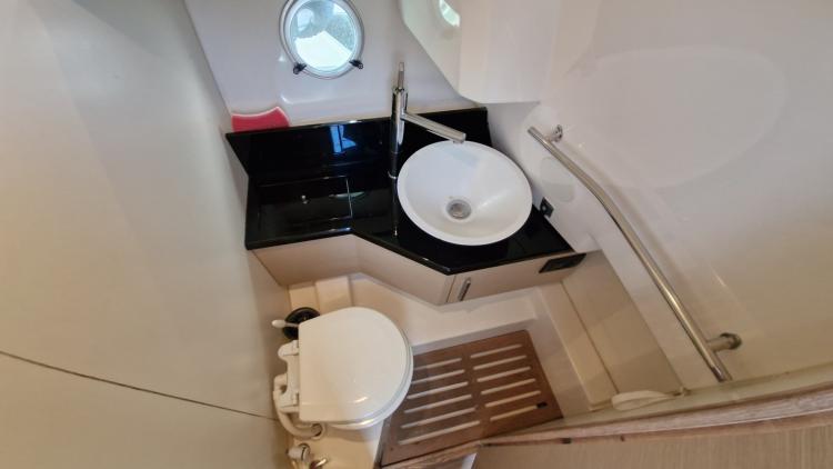 sessa-key-largo-30-my-bateau-marseille-13-6888d0397cc25900464233.jpg