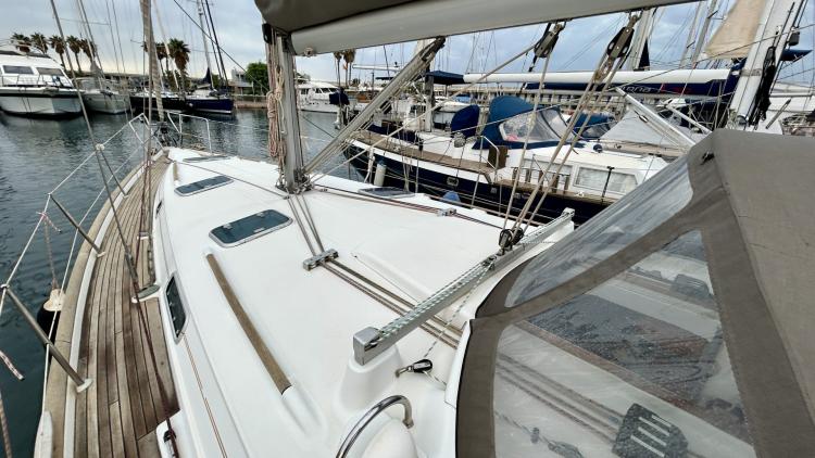 beneteau-oceanis-411-clipper-84-68b6eff9608f0827751958.jpg