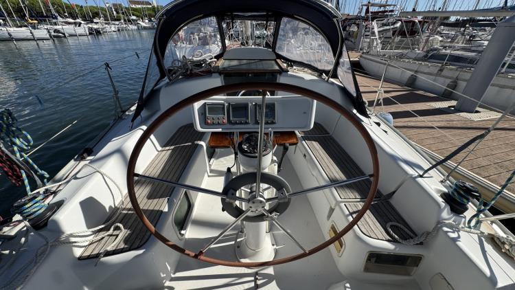 jeanneau-sun-odyssey-32-i-my-bateau-port-camargue-31-68b6e2cac4bd1487915399.jpg