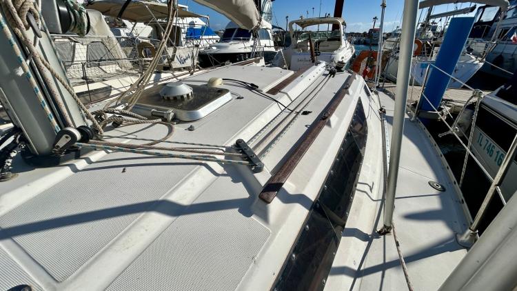 jeanneau-sun-light-30-47-690a1adb896fa851699743.jpg