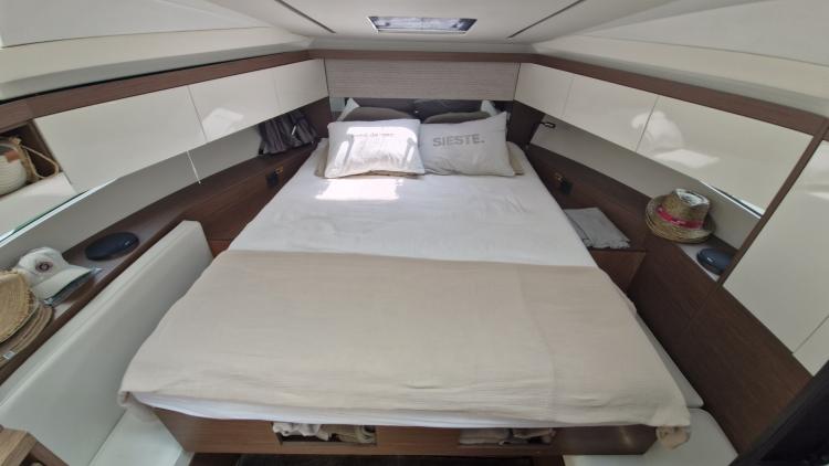 jeanneau-leader-33-my-bateau-bandol-3-687fb4ddcc565339967868.jpg