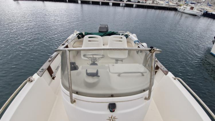 jeanneau-cap-camarat-625-my-bateau-marseille-51-68405610ec474296439980.jpg