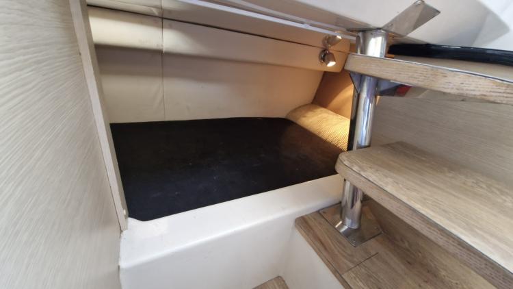 sessa-key-largo-30-my-bateau-marseille-24-6888d0397ea74517201587.jpg