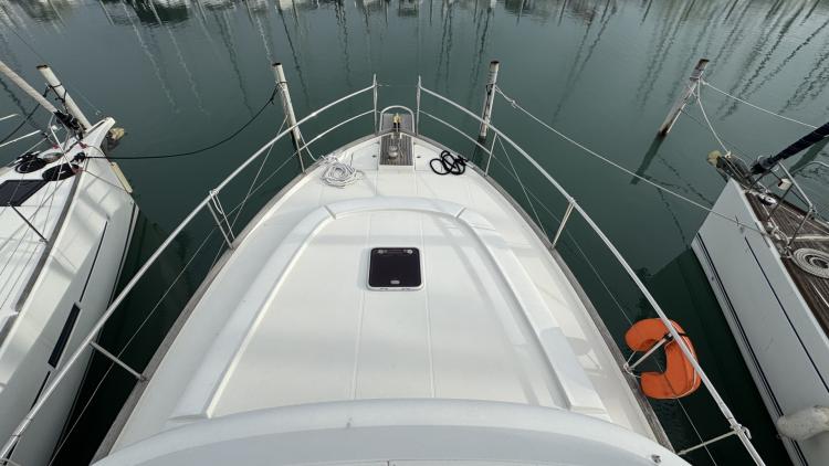 beneteau-swift-trawler-44-mybateau-23-67f8c8295dcb6995484701.jpg