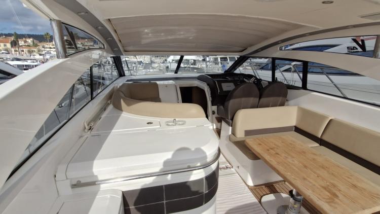 princess-v42-my-bateau-bandol-2-680771777ea12152813927.jpg