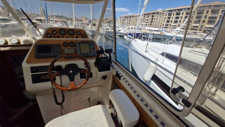 acm-31-elite-my-bateau-marseille-44-688a267bd9353308540996.jpg
