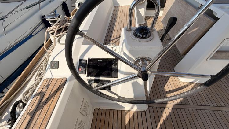 beneteau-oceanis-38-1-performance-my-bateau-cap-d-agde-31-68ee5ff88541d745685295.jpg