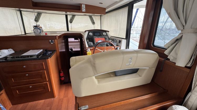beneteau-swift-trawler-44-mybateau-39-67f8c82966ea6199656808.jpg