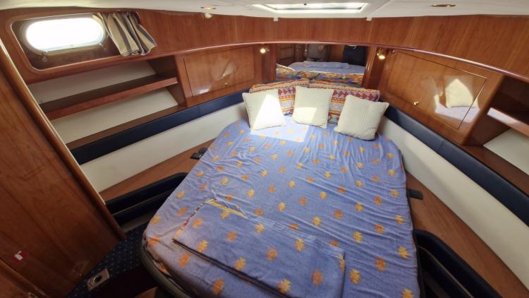 cayman-43-open-wa-my-bateau-marseille-45-6888eb611f878948372989.jpg