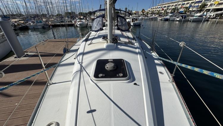 jeanneau-sun-odyssey-32-i-my-bateau-port-camargue-16-68b6e2cabf7f7377301467.jpg