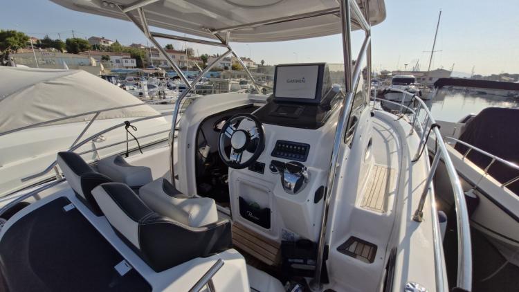 ranieri-shadow-30-my-bateau-marseille-69-68f127abadf3d688165791.jpg
